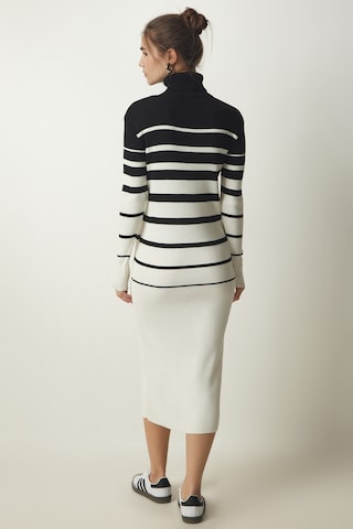 Happiness İstanbul Плетена рокля в бежово