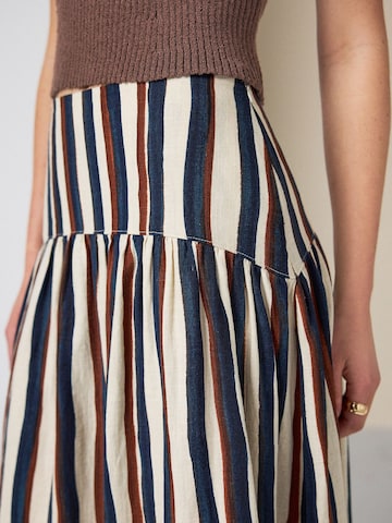 Next Rok in Blauw