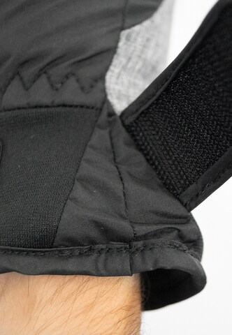 REUSCH Athletic Gloves 'Bolt SC GORE-TEX Junior' in Black