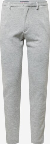TOMMY HILFIGER Chino Pants in Grey: front