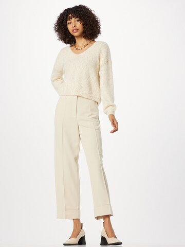 minus - regular Pantalón de pinzas 'Garmi' en beige