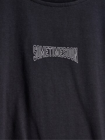 SOMETIME SOON T-Shirt in Schwarz