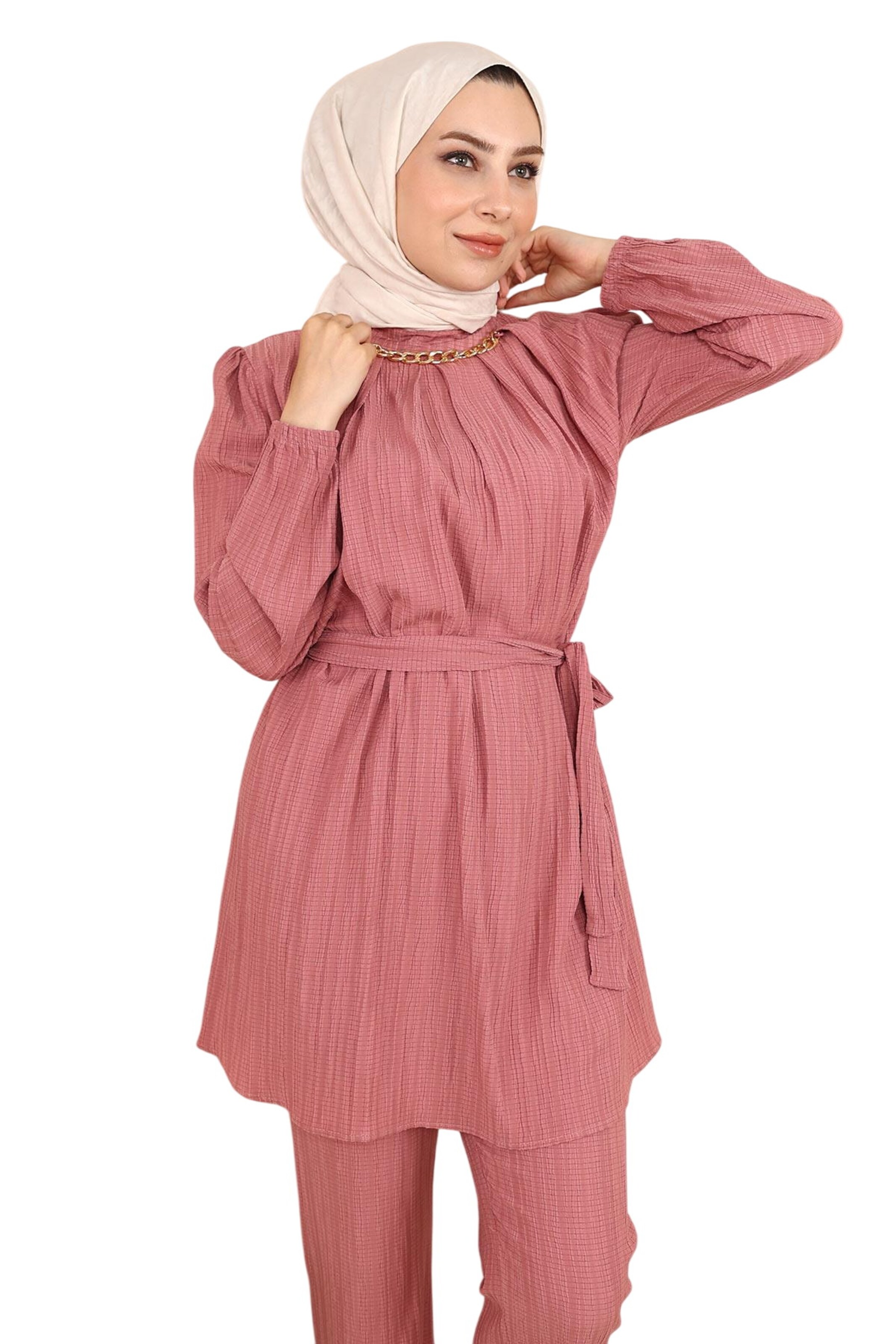 Pantalons de tailleur MODAMIHRAM en rose