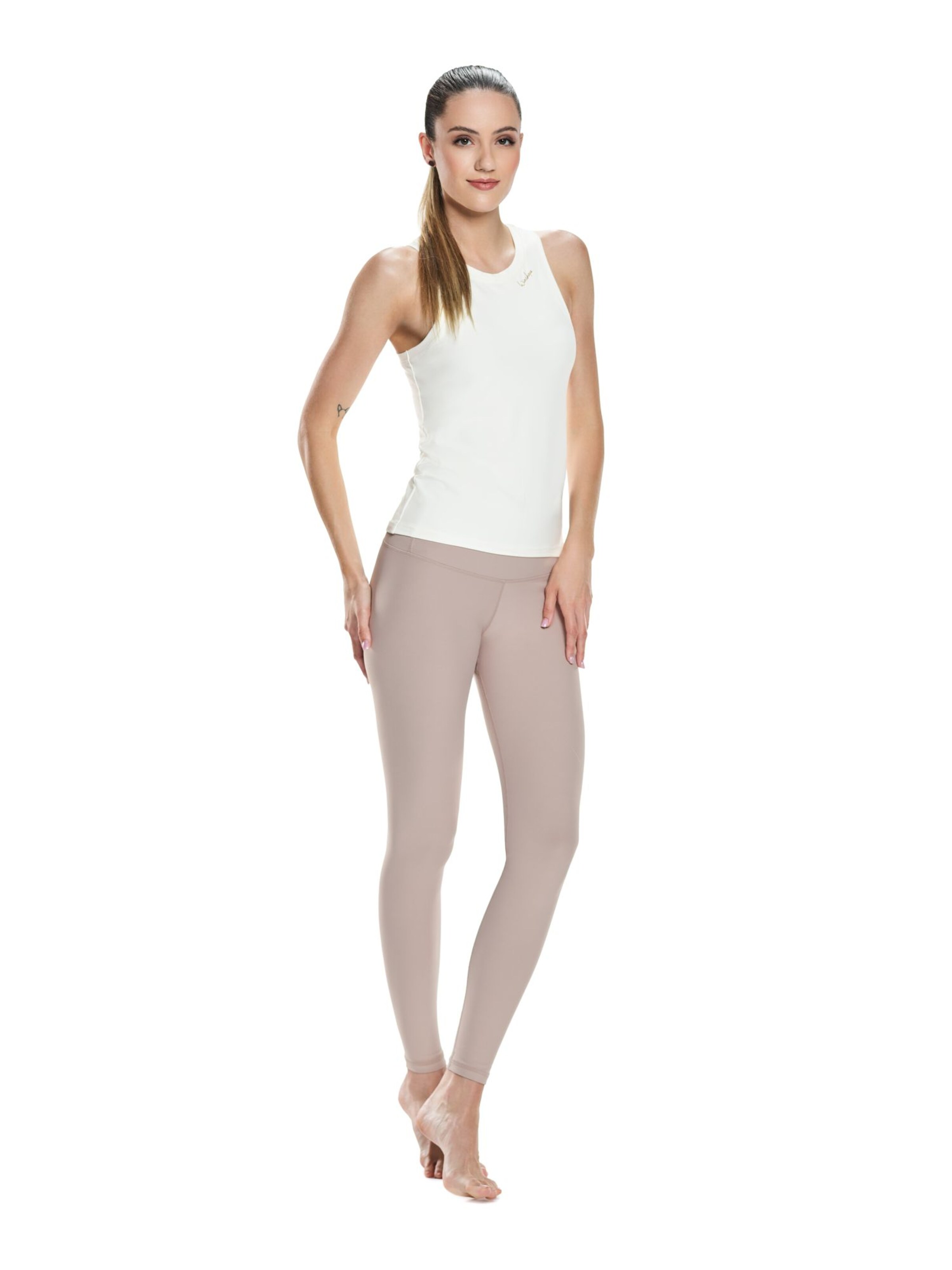 Haut de sport 'AET134LS' Winshape en blanc