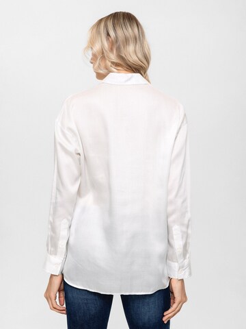 By Diess Collection - Blusa en blanco