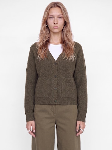 Cardigan 'JXVALERIA' JJXX en marron : devant