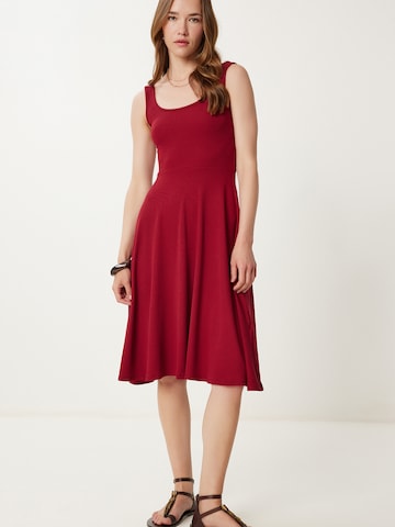 Happiness İstanbul Šaty – červená