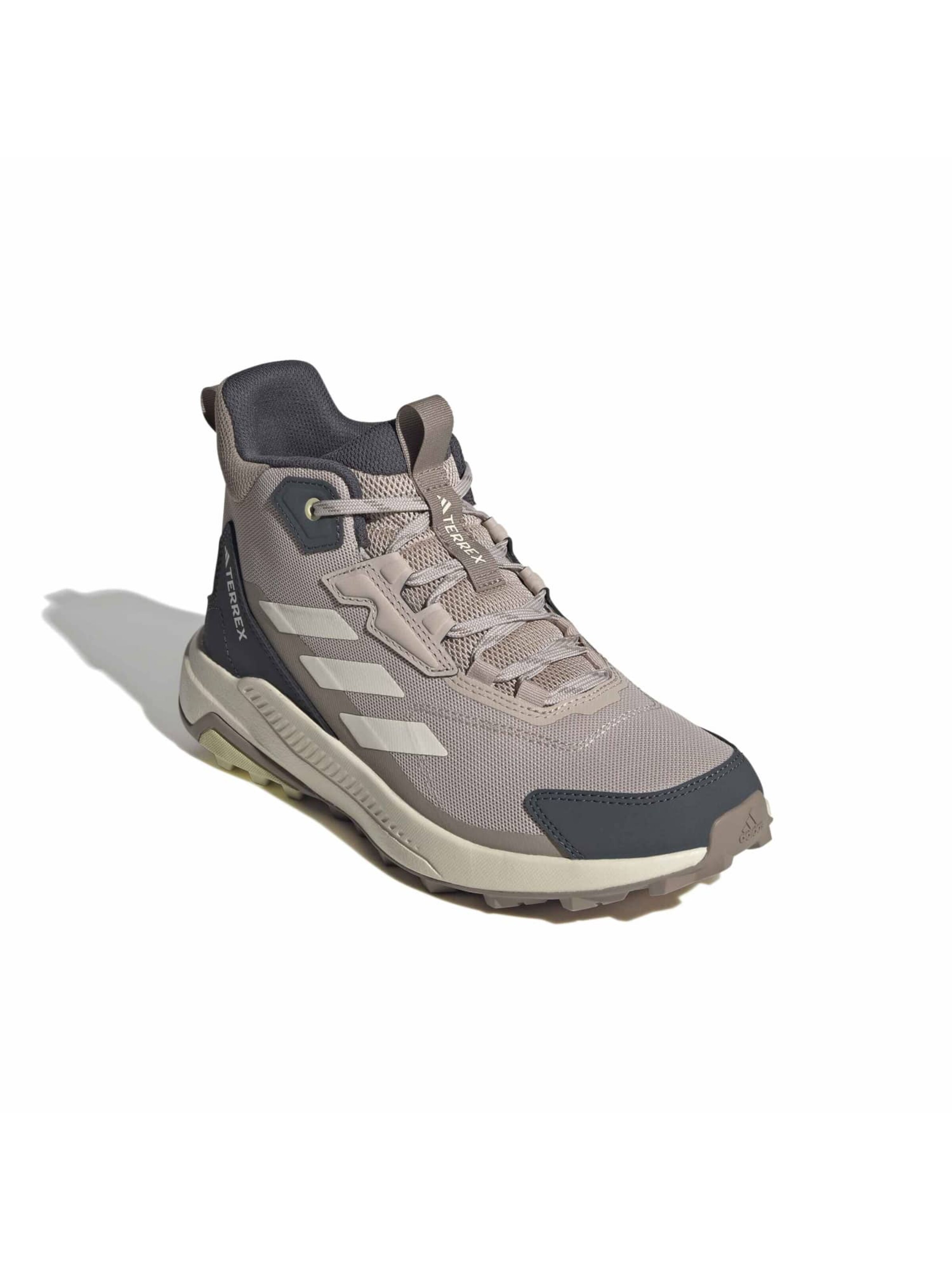 ADIDAS TERREX Boots 'NJA68' in Brown: front