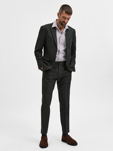 SELECTED HOMME Slim fit Pleated Pants in Grey