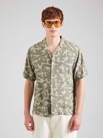 Fit confort Chemise 'ONSDen Summer Resort' Only & Sons en vert : devant
