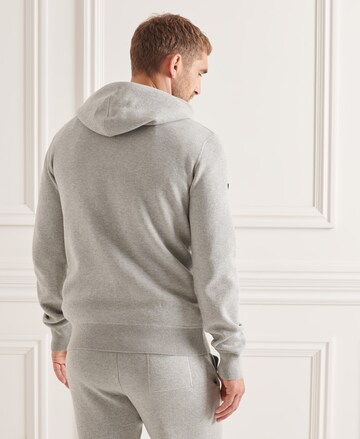 Superdry Sweatshirt 'Essential' in Grau