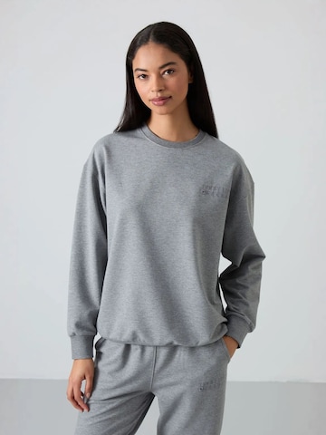 Tommy Life - Fato de jogging em cinzento