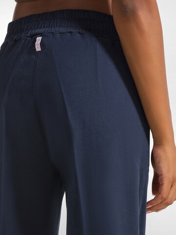 DEHA Slim fit Trousers in Blue