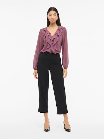 VILA regular Bukser med fals 'VIEllie' i sort