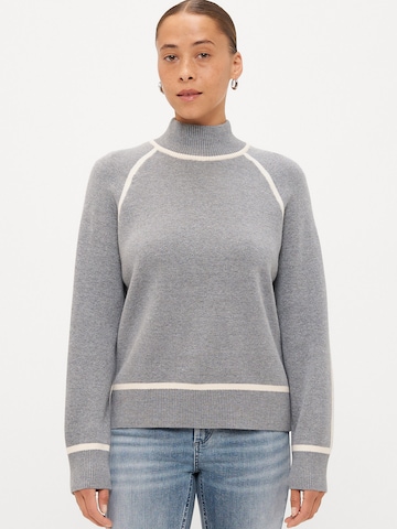 Vero Moda Petite Sweater 'VMGOLD' in Grey: front