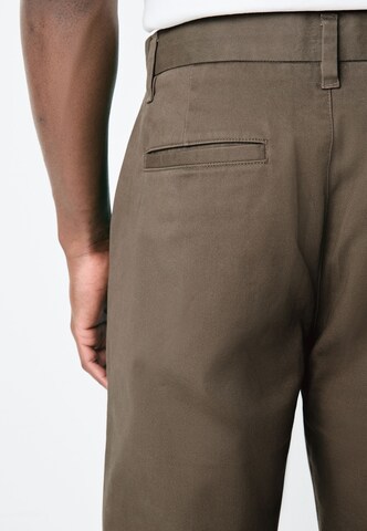 Next Regular Hose in Braun