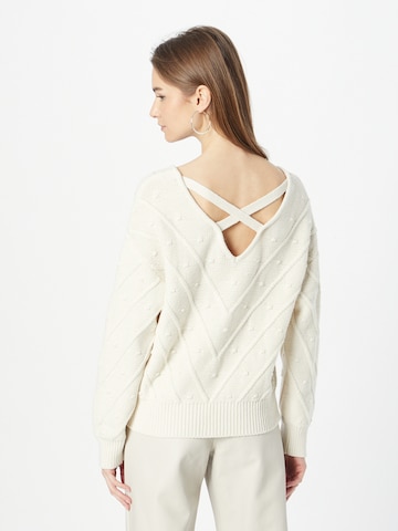 ABOUT YOU Sweater 'Hermine' in Beige