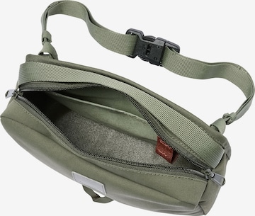 VAUDE Athletic Fanny Pack in Green