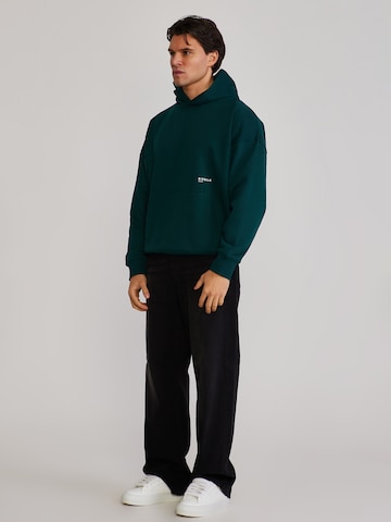 SikSilk Pullover in Grün