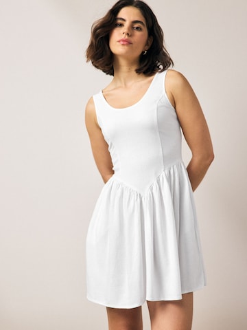 Robe Next en blanc : devant