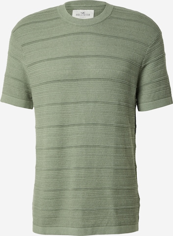 HOLLISTER Sweater in Green: front