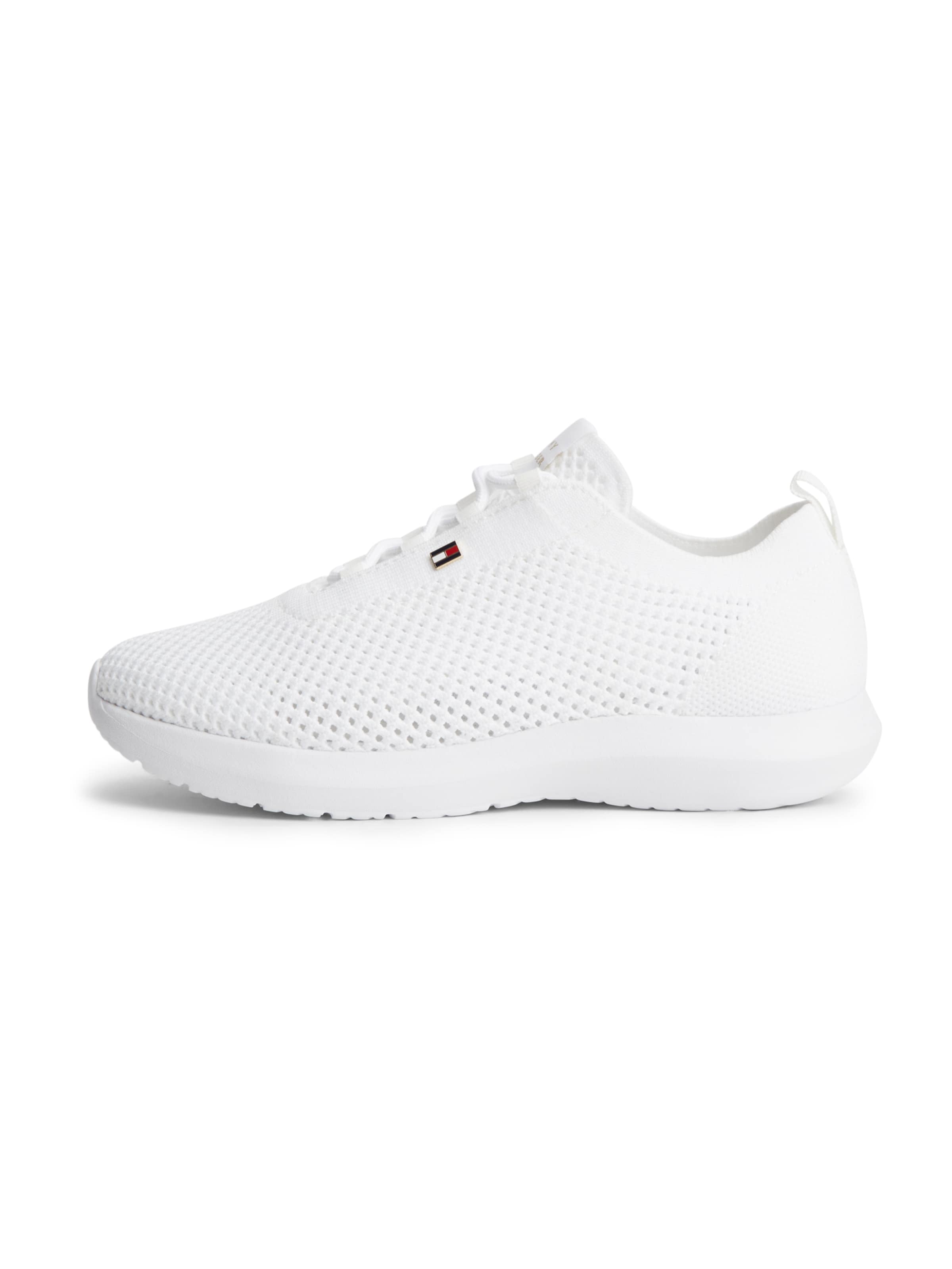 Baskets basses TOMMY HILFIGER en blanc : devant