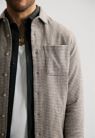 Dstrezzed Regular fit Button Up Shirt 'Mateja' in Brown