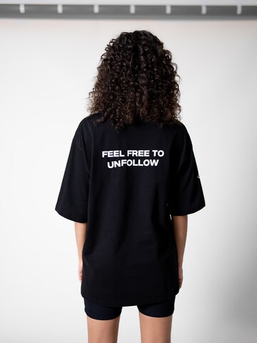 UNFOLLOWED x ABOUT YOU - Camisa 'RARE' em preto: atrás