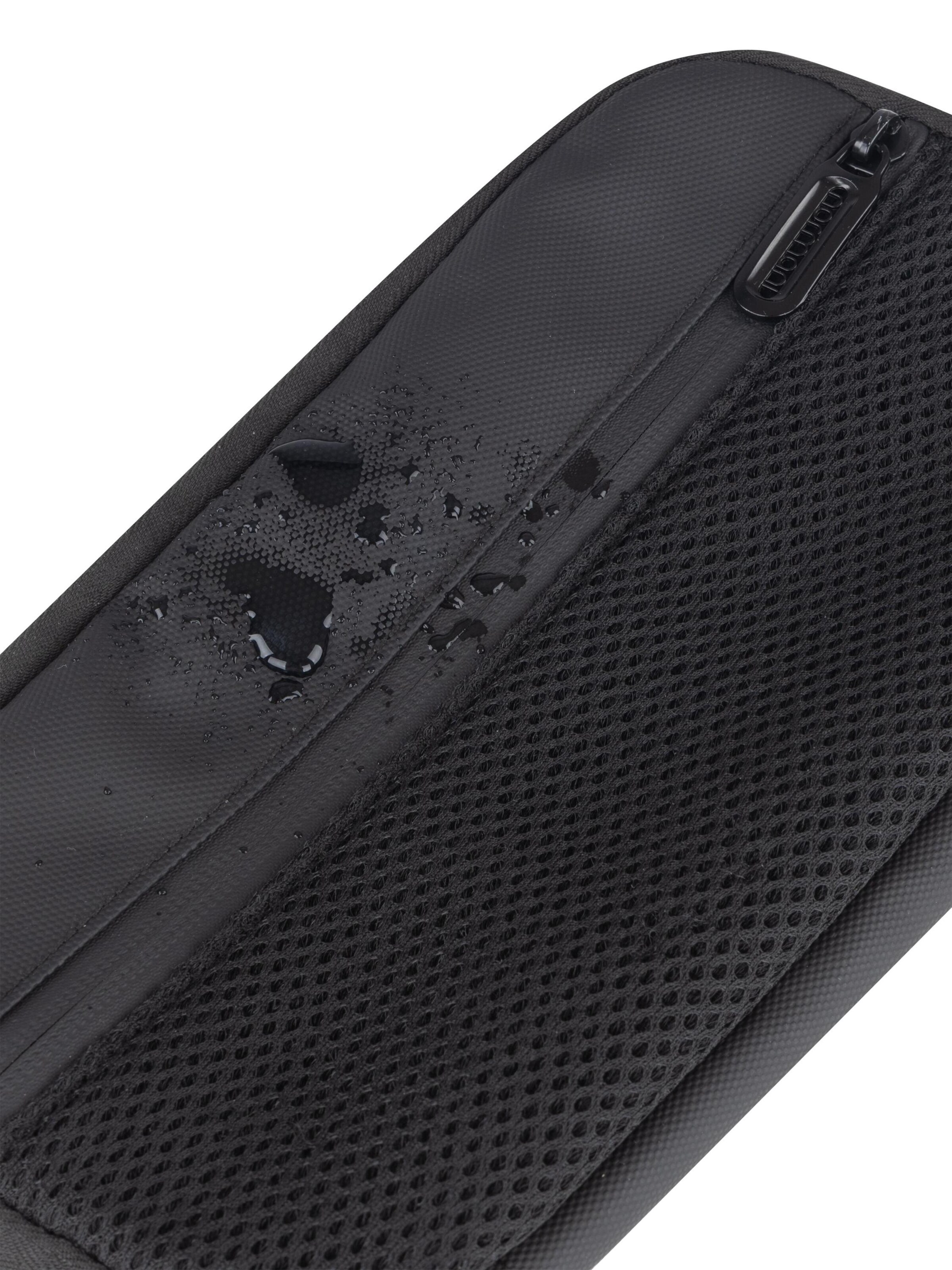 normani Gürteltasche 'Natori' in Schwarz