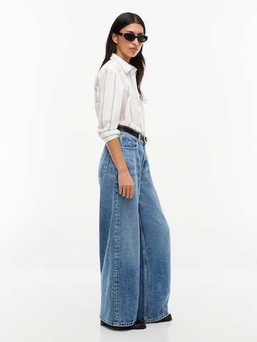 Tommy Jeans Wide Leg Farkut 'DAISY' värissä sininen