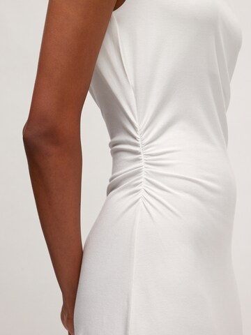Robe d’été 'Wiara' EDITED en blanc