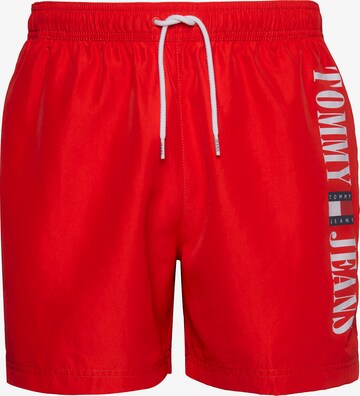 Pantaloncini da bagno di Tommy Jeans in rosso: frontale