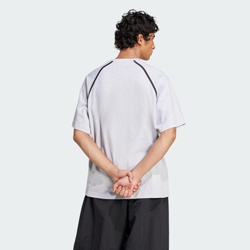 ADIDAS ORIGINALS - Camiseta 'Badge Of Sport' en gris