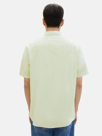 TOM TAILOR - Comfort Fit Camisa em verde