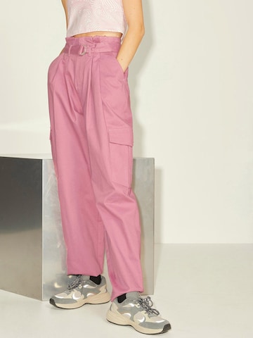 JJXX Tapered Παντελόνι πλισέ 'AUDREY' σε ροζ: μπροστά