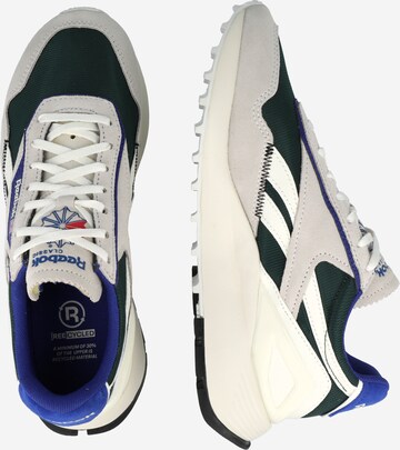 Sneaker bassa 'Legacy' di Reebok in bianco