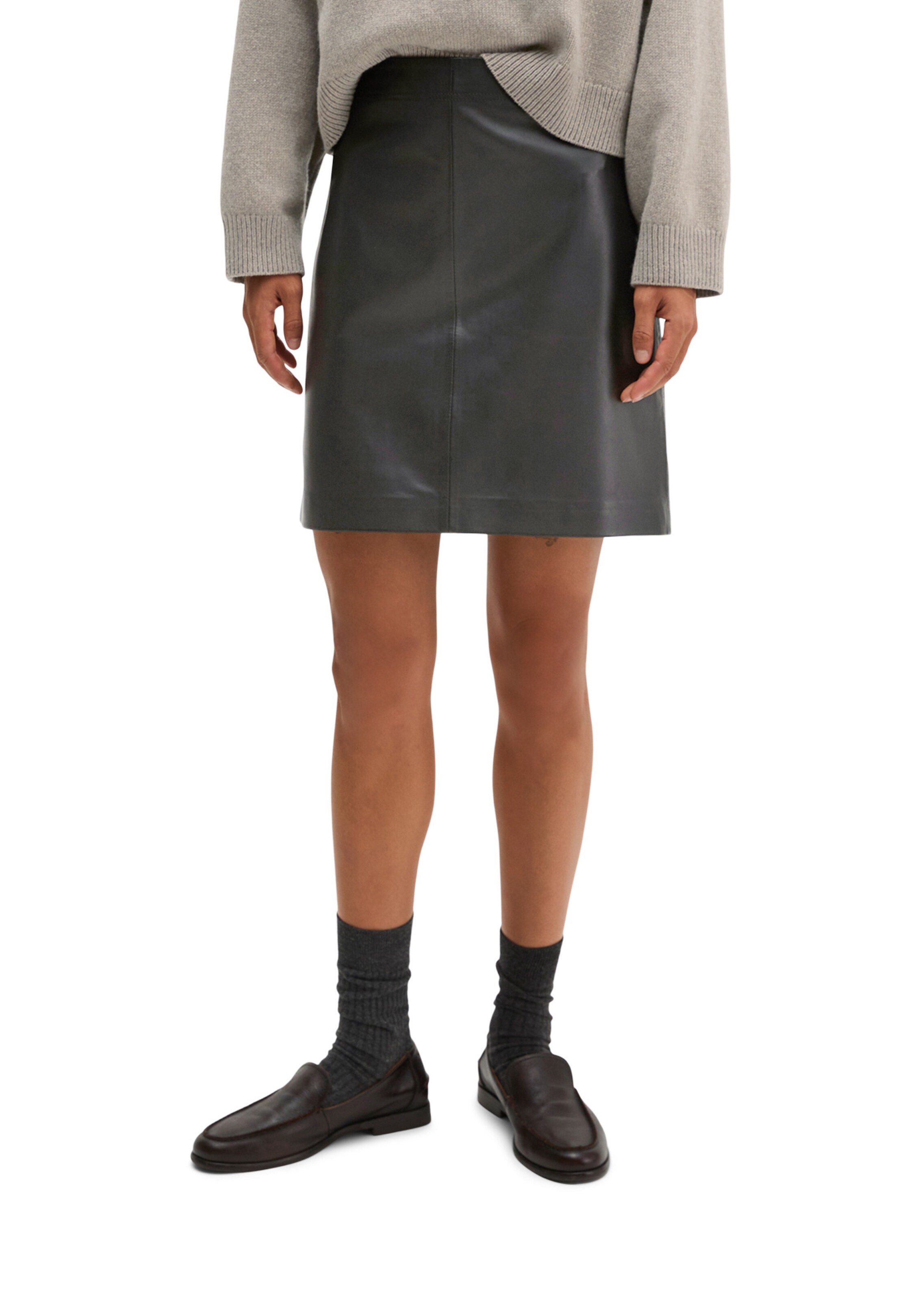 Marc O'Polo Skirt in Black: front