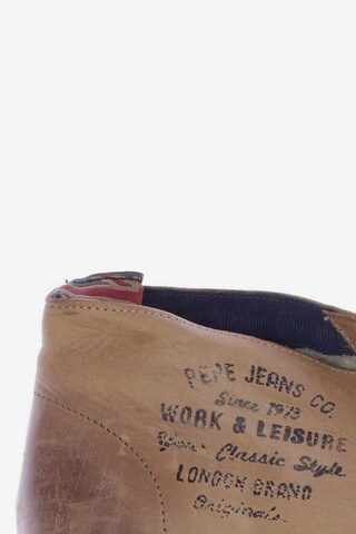 Pepe Jeans Flats & Loafers in 43 in Brown