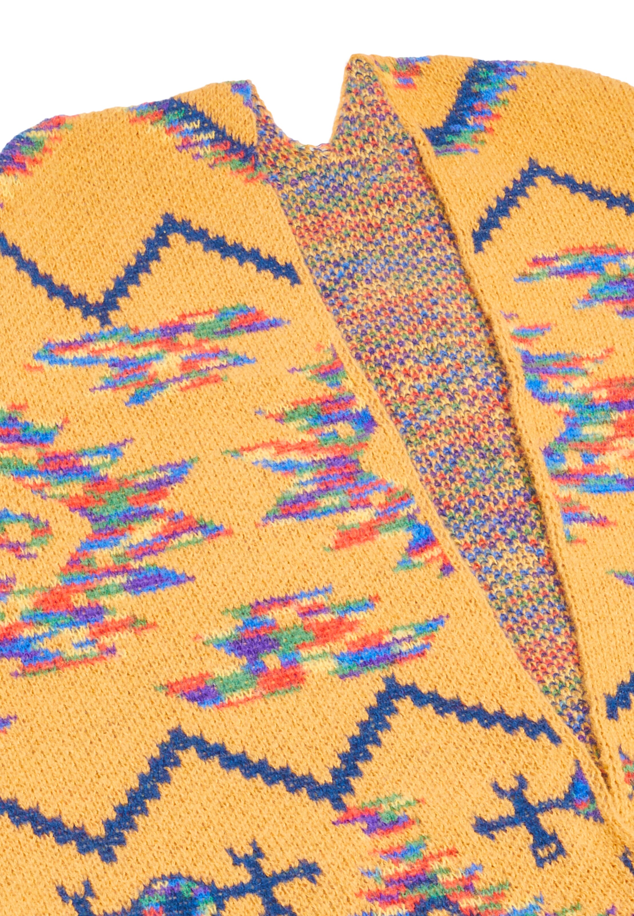 Gaya - Capa em amarelo