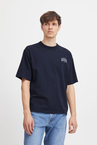 T-Shirt Casual Friday en bleu : devant