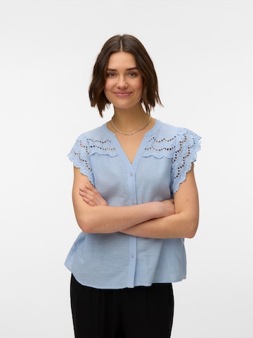 VERO MODA Bluzka w kolorze niebieski: przód