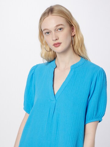 Robe 'IBERLIN' b.young en bleu