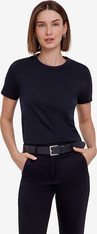 FALKE Shirt 'Essential' in Schwarz: Vorderseite