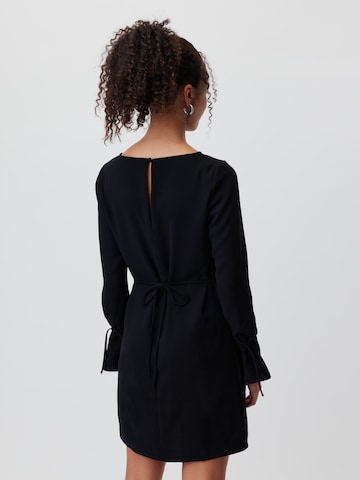 Robe 'Madlin' LeGer by Lena Gercke en noir