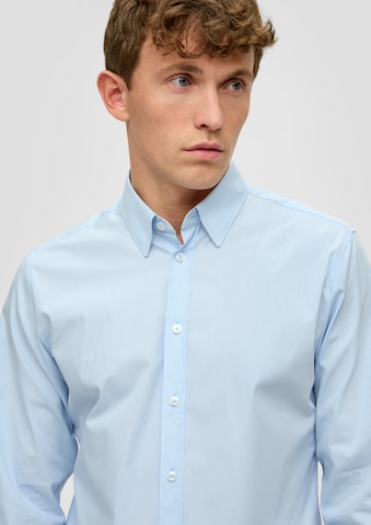 Coupe slim Chemise s.Oliver BLACK LABEL en bleu