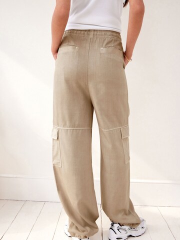regular Pantaloni cargo di Next in beige