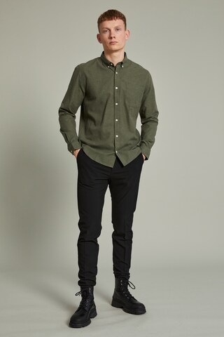 Coupe regular Chemise 'Trostol' Matinique en vert
