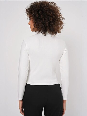 Bigdart Body in Weiß