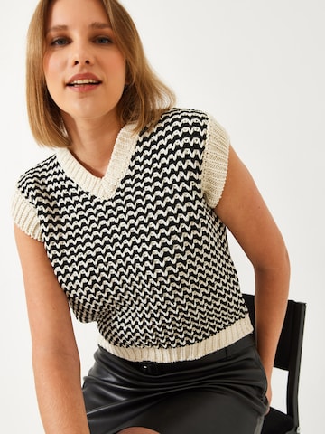 Pull-over Bianco Lucci en beige : devant