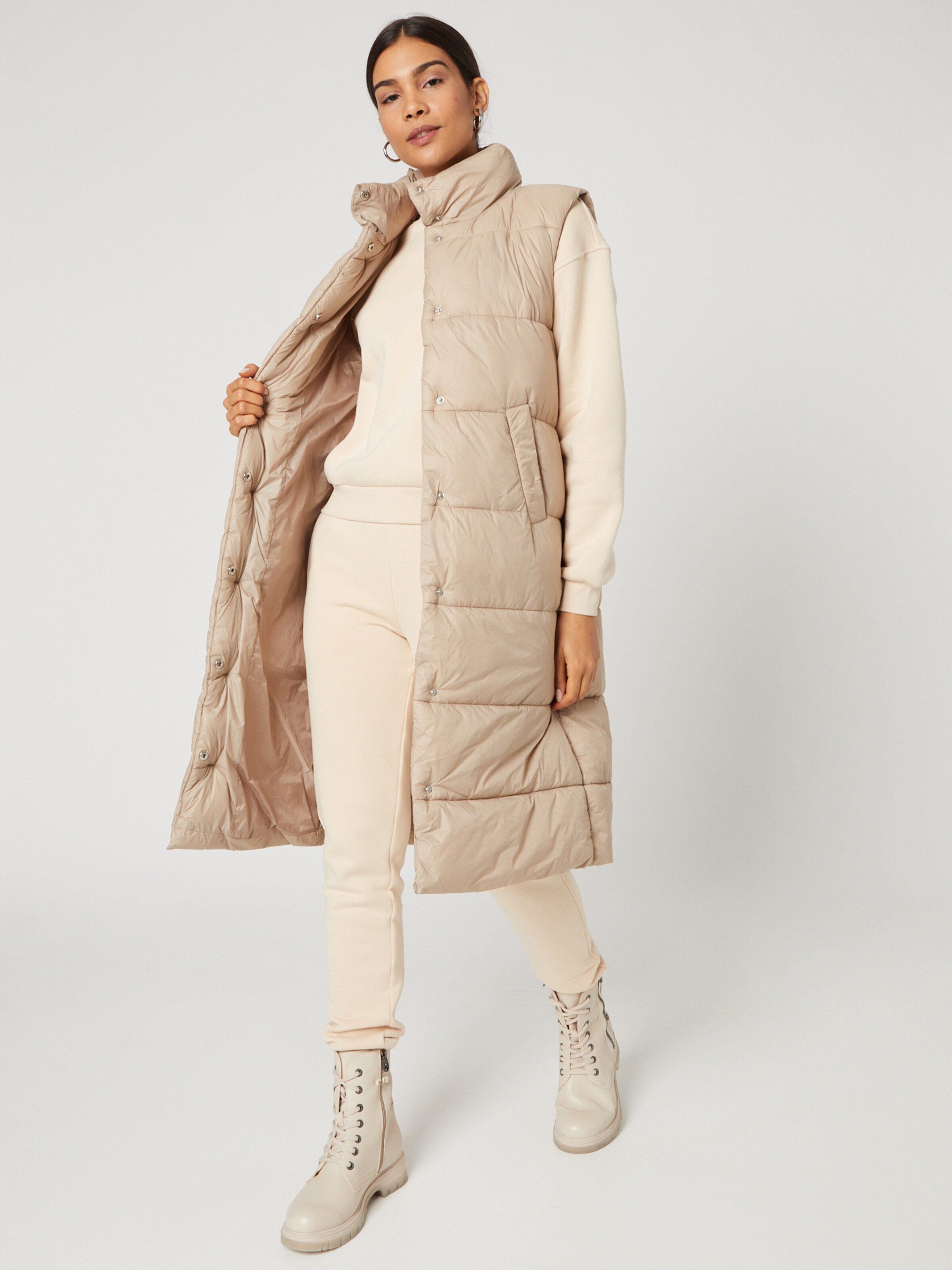Frauen Jacken Guido Maria Kretschmer Collection Weste 'Jule' in Beige - SD77331 Frauen Jacken Guido Maria Kretschmer Collection Weste 'Jule' in Beige - SD77331